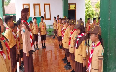 Pelantikan Pramuka Siaga Bantu di SDN Grogol 1: Langkah Awal Menuju Pramuka Garuda